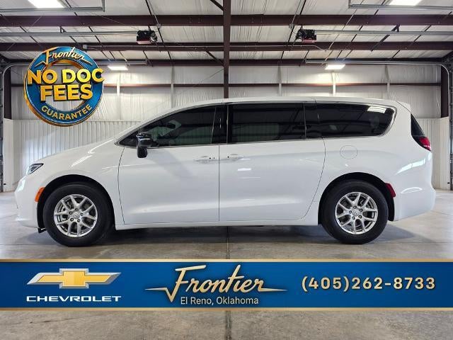  2026 Chrysler Pacifica Minivan Front-Wheel Drive Automatic