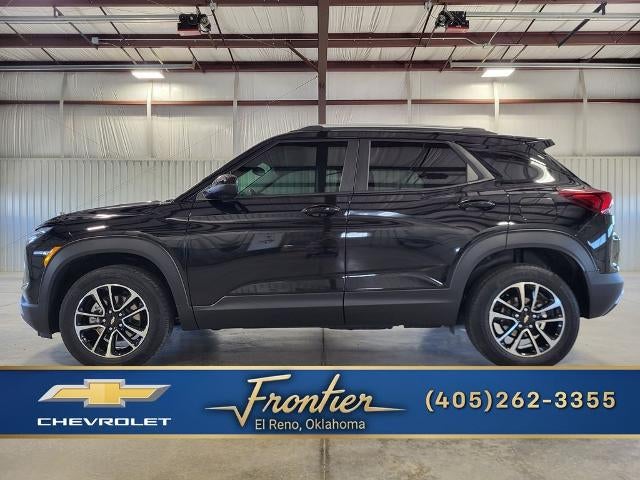 Mosaic Black Metallic 2025 Chevrolet Trailblazer SUV / Crossover Four-Wheel Drive Automatic