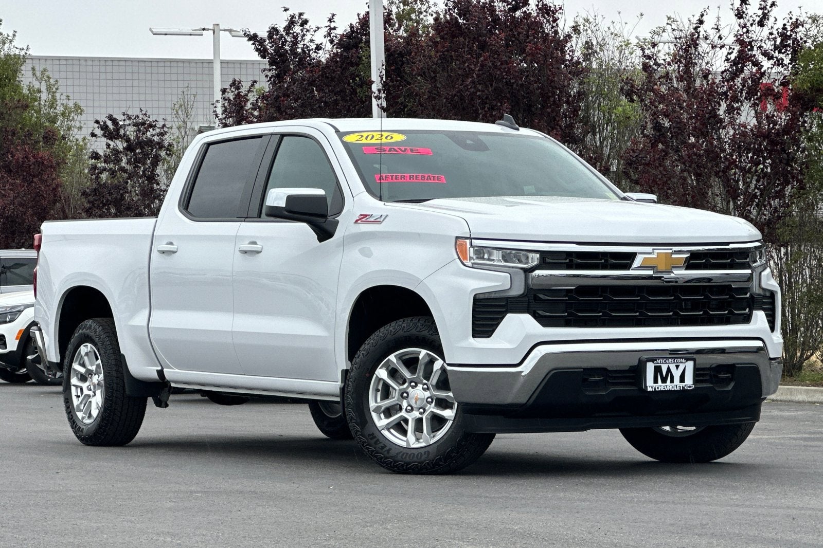 View vehicle photo 2