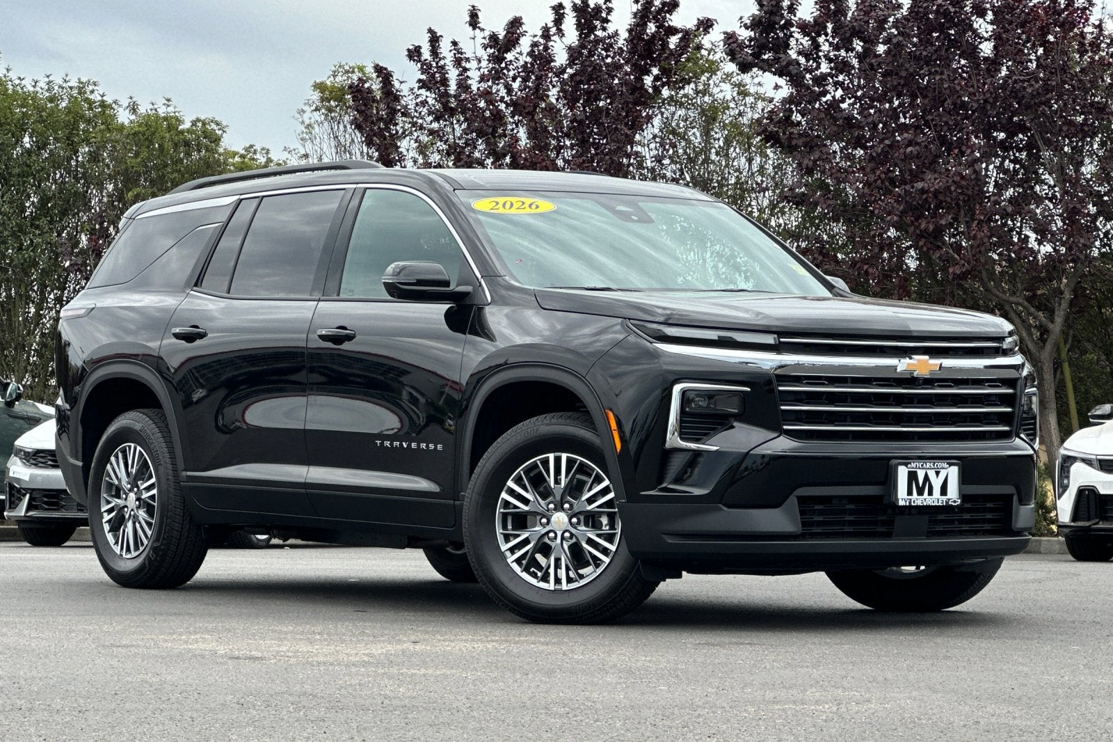 View vehicle photo 2