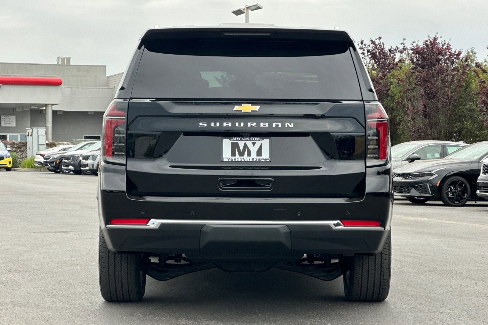 View vehicle photo 5