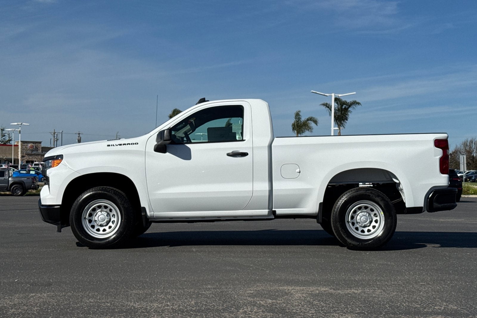 View vehicle photo 7