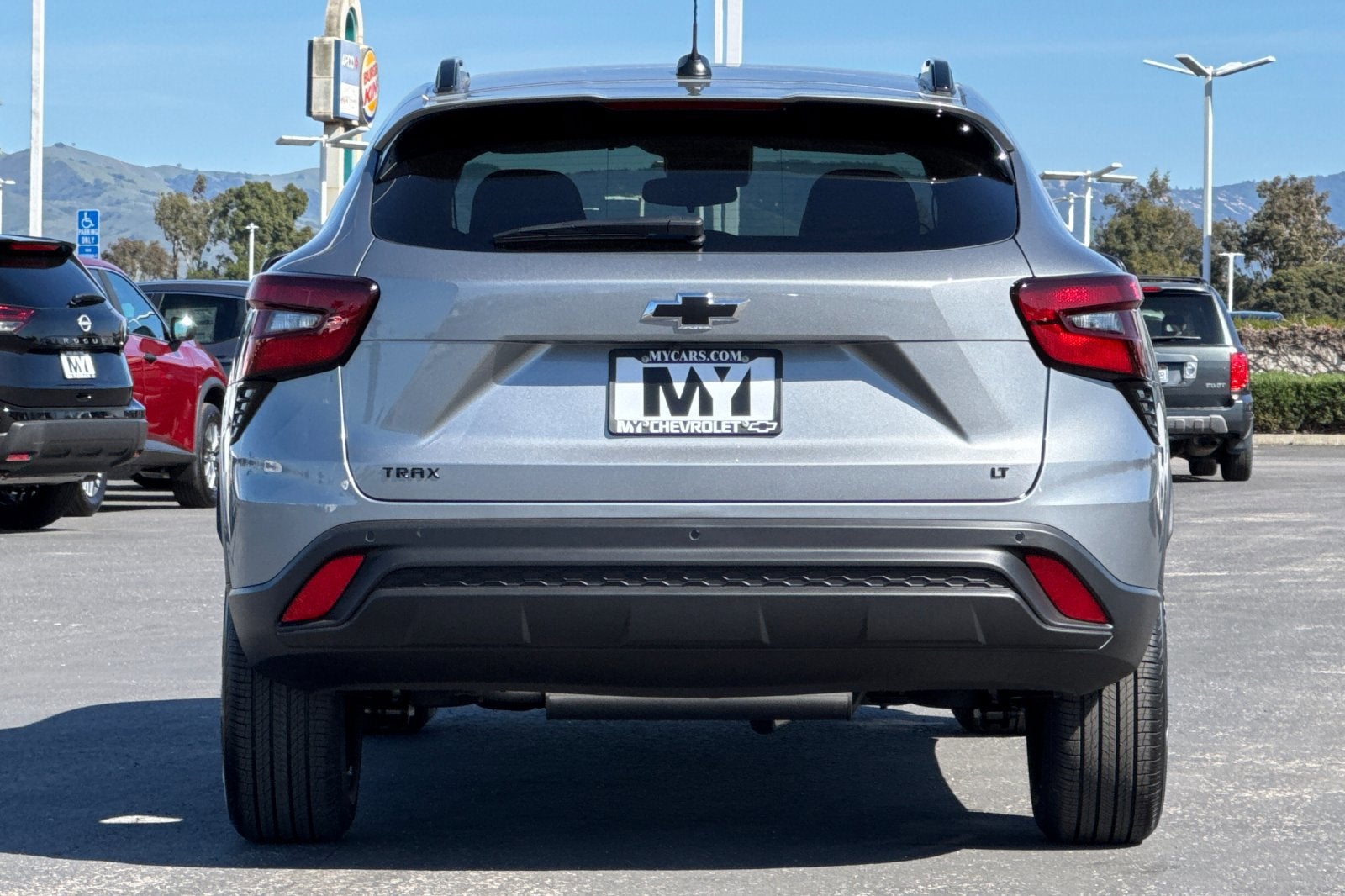 View vehicle photo 5