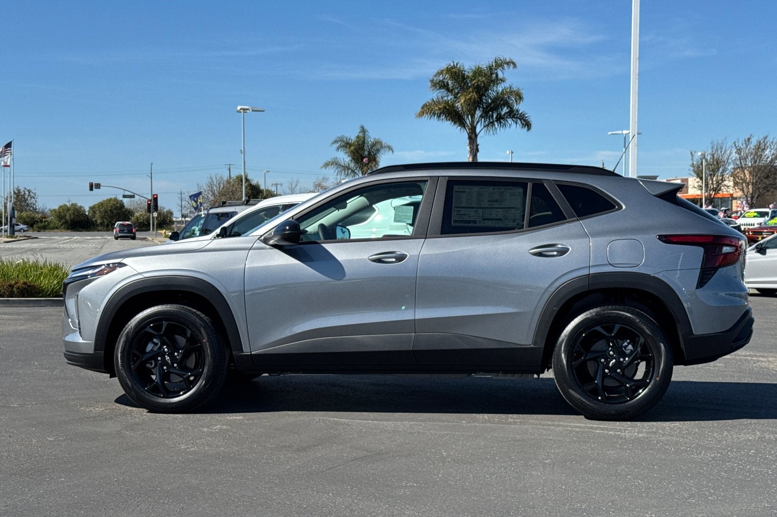 View vehicle photo 7