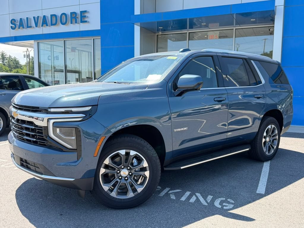 Lakeshore Blue Metallic 2026 Chevrolet Tahoe SUV / Crossover Four-Wheel Drive Automatic