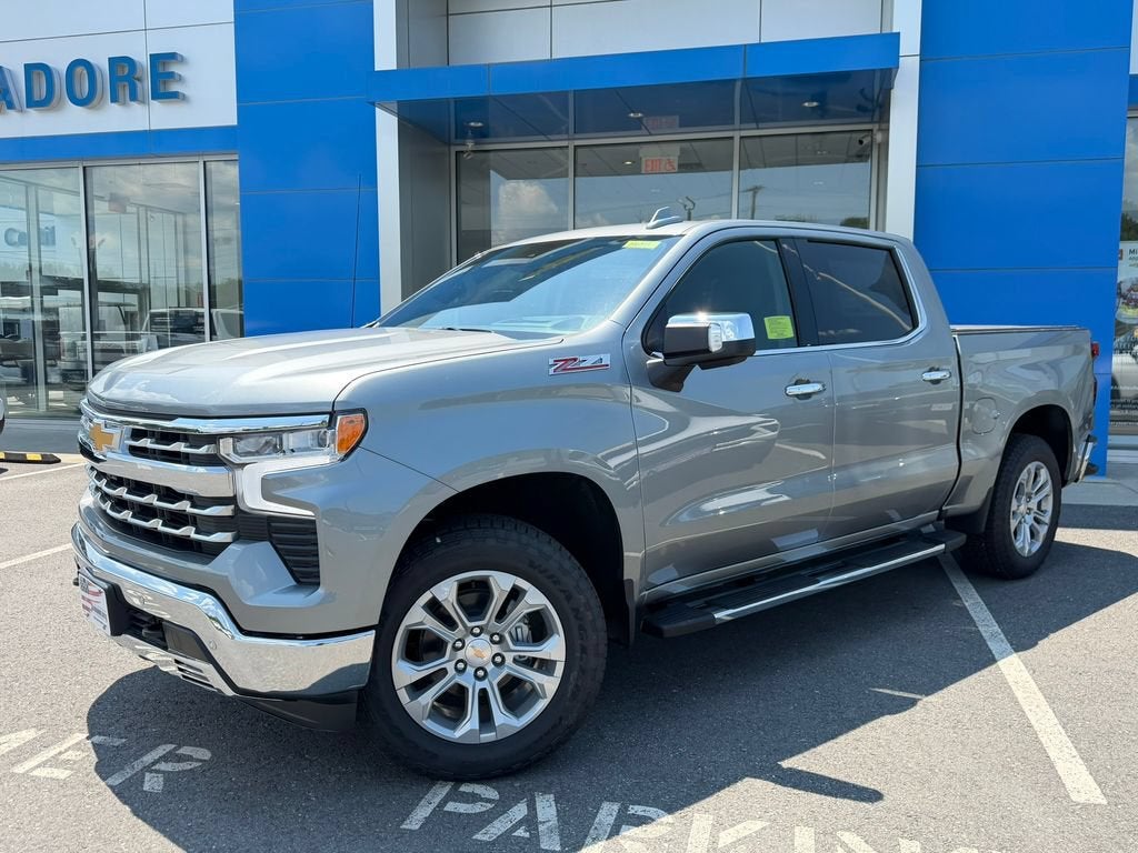 Sterling Gray Metallic 2026 Chevrolet Silverado 1500 Pickup Truck Four-Wheel Drive Automatic