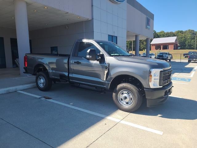 Carbonized Gray 2026 Ford F-250 Super Duty Pickup Truck Four-Wheel Drive Automatic