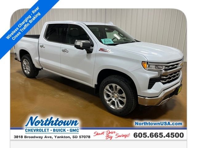 View vehicle photo 6