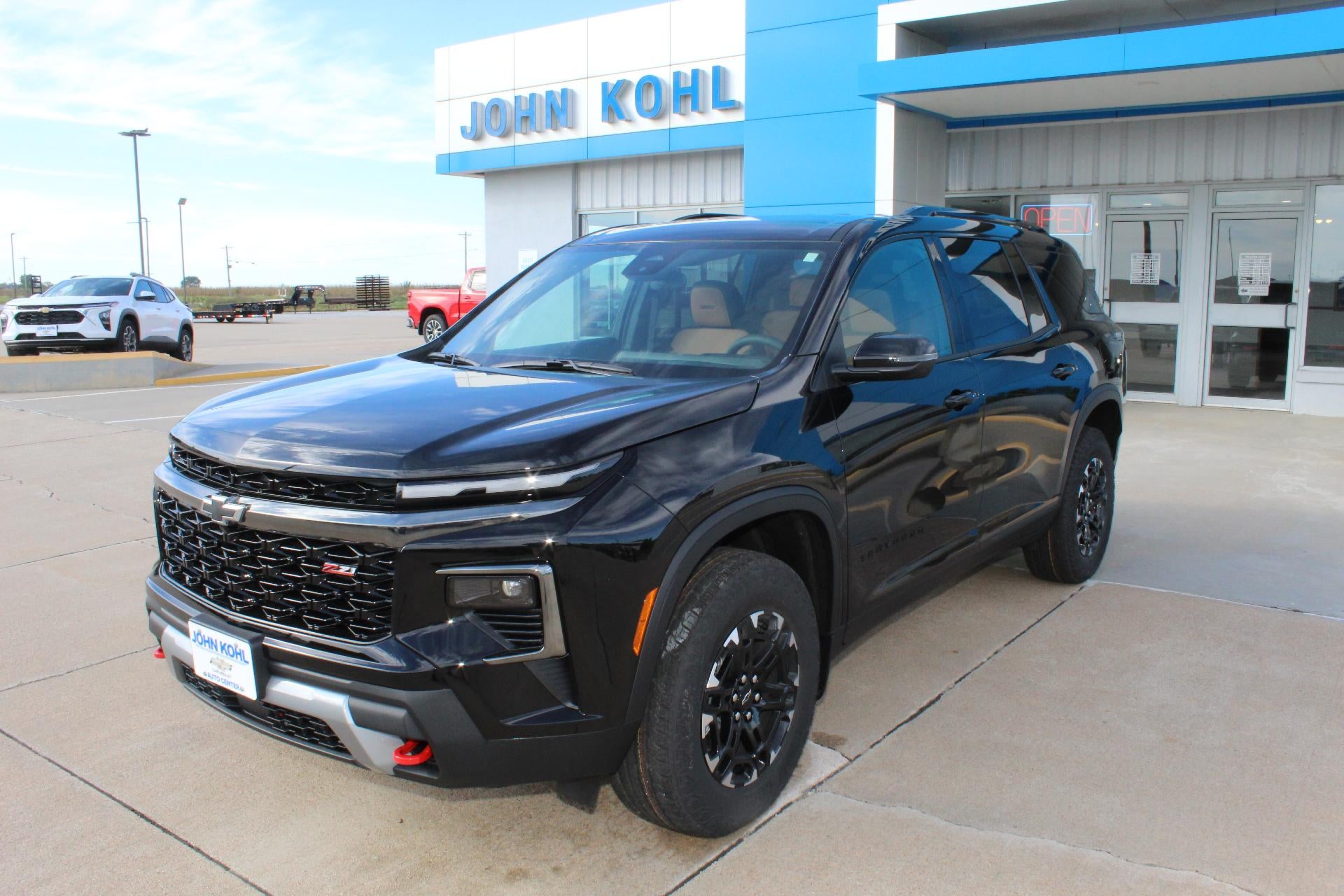 Mosaic Black Metallic 2027 Chevrolet Traverse SUV / Crossover Four-Wheel Drive Automatic