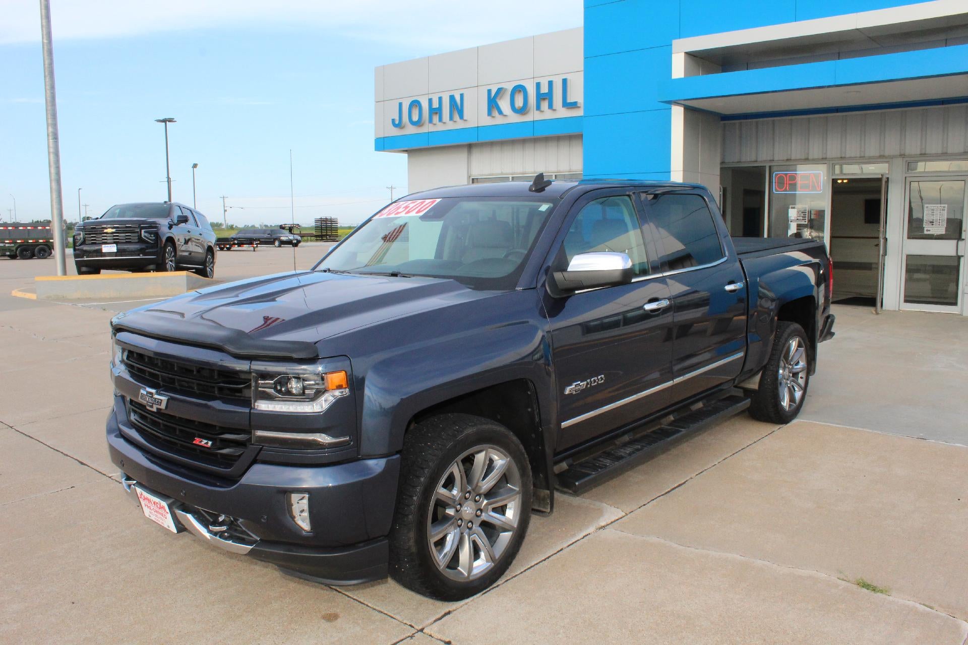 Centennial Blue Metallic 2018 Chevrolet Silverado 1500 Pickup Truck Four-Wheel Drive Automatic