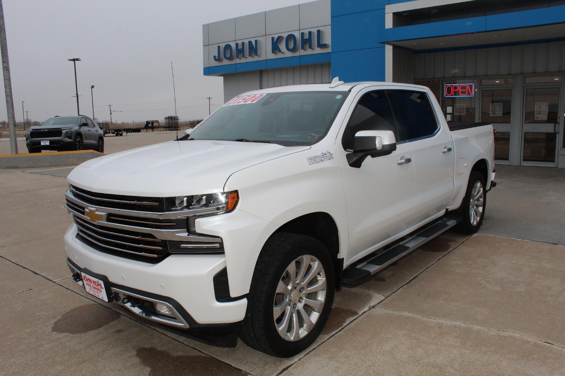 2019 Chevrolet Silverado 1500 High Country Crew Cab 4WD