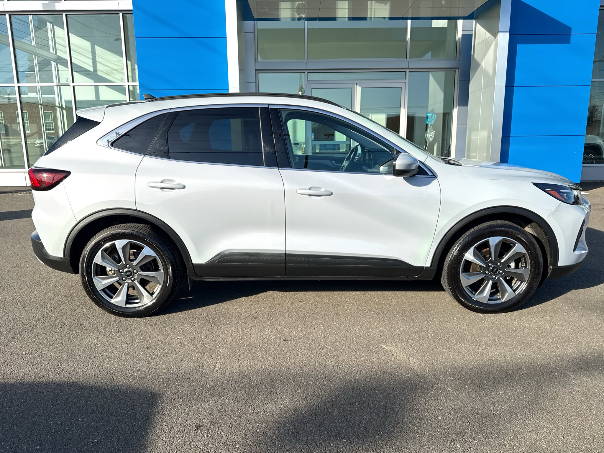 2025 Ford Escape Platinum