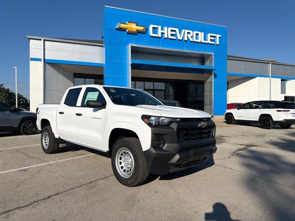Summit White 2026 Chevrolet Colorado Pickup Truck Four-Wheel Drive Automatic