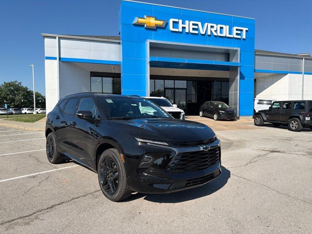 Black 2026 Chevrolet Blazer SUV / Crossover Front-Wheel Drive Automatic