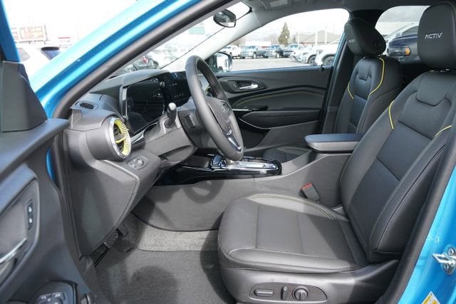 View vehicle photo 7