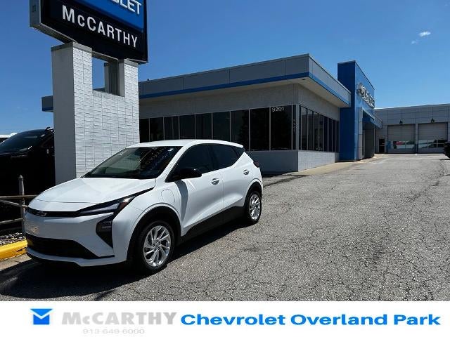 Summit White 2027 Chevrolet Bolt SUV / Crossover Front-Wheel Drive Automatic