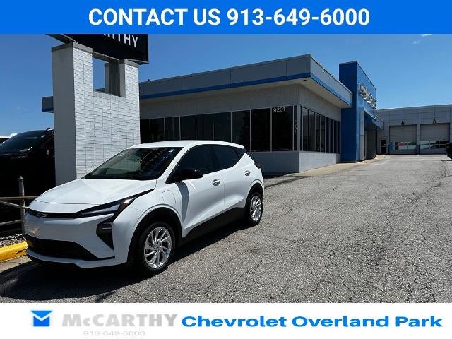 Summit White 2027 Chevrolet Bolt SUV / Crossover Front-Wheel Drive Automatic