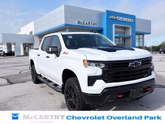 Summit White 2026 Chevrolet Silverado 1500 Pickup Truck Four-Wheel Drive Automatic