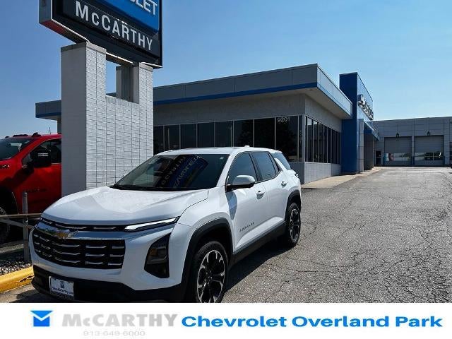 Summit White 2026 Chevrolet Equinox SUV / Crossover Front-Wheel Drive Automatic
