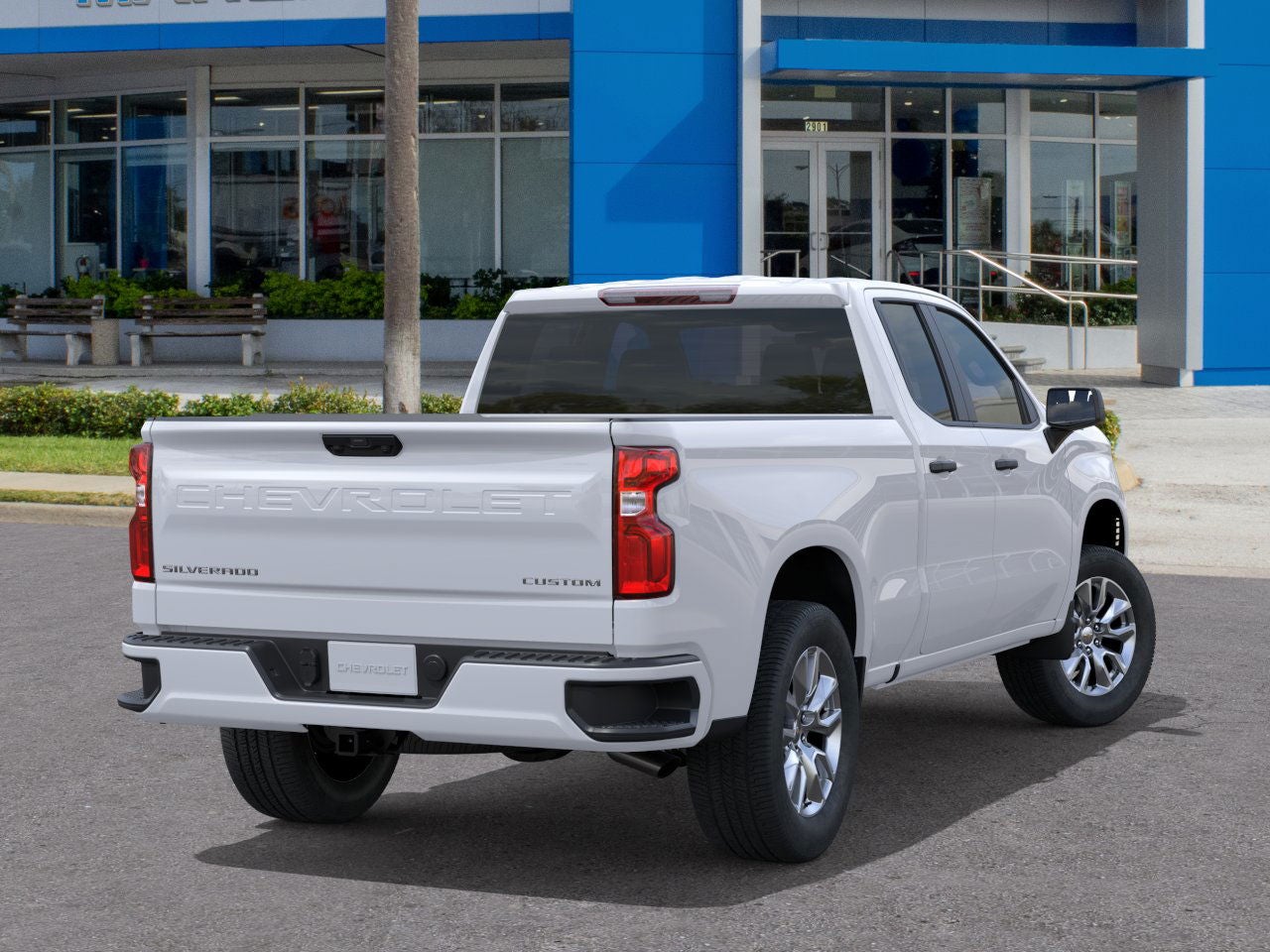 View vehicle photo 5