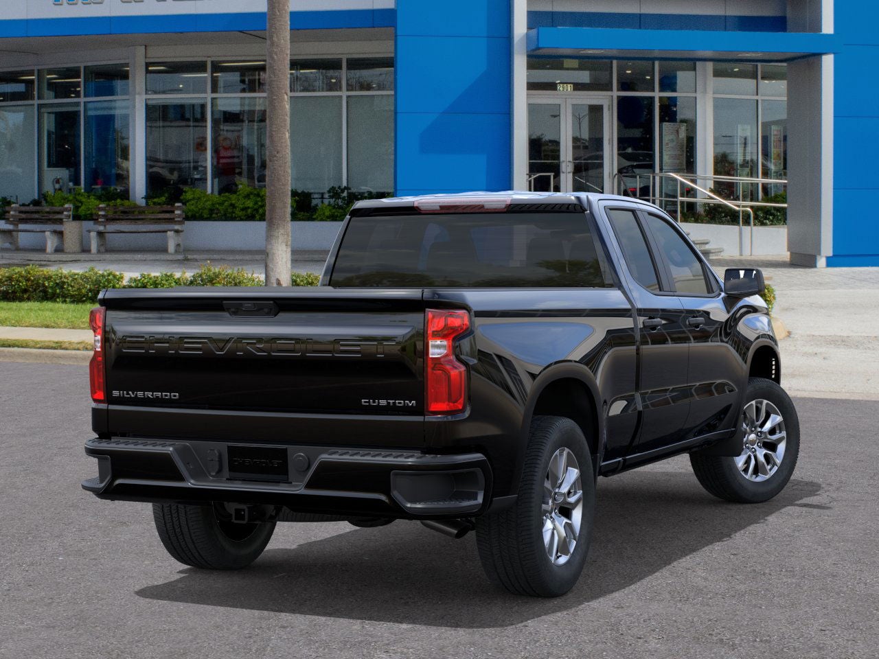 View vehicle photo 5