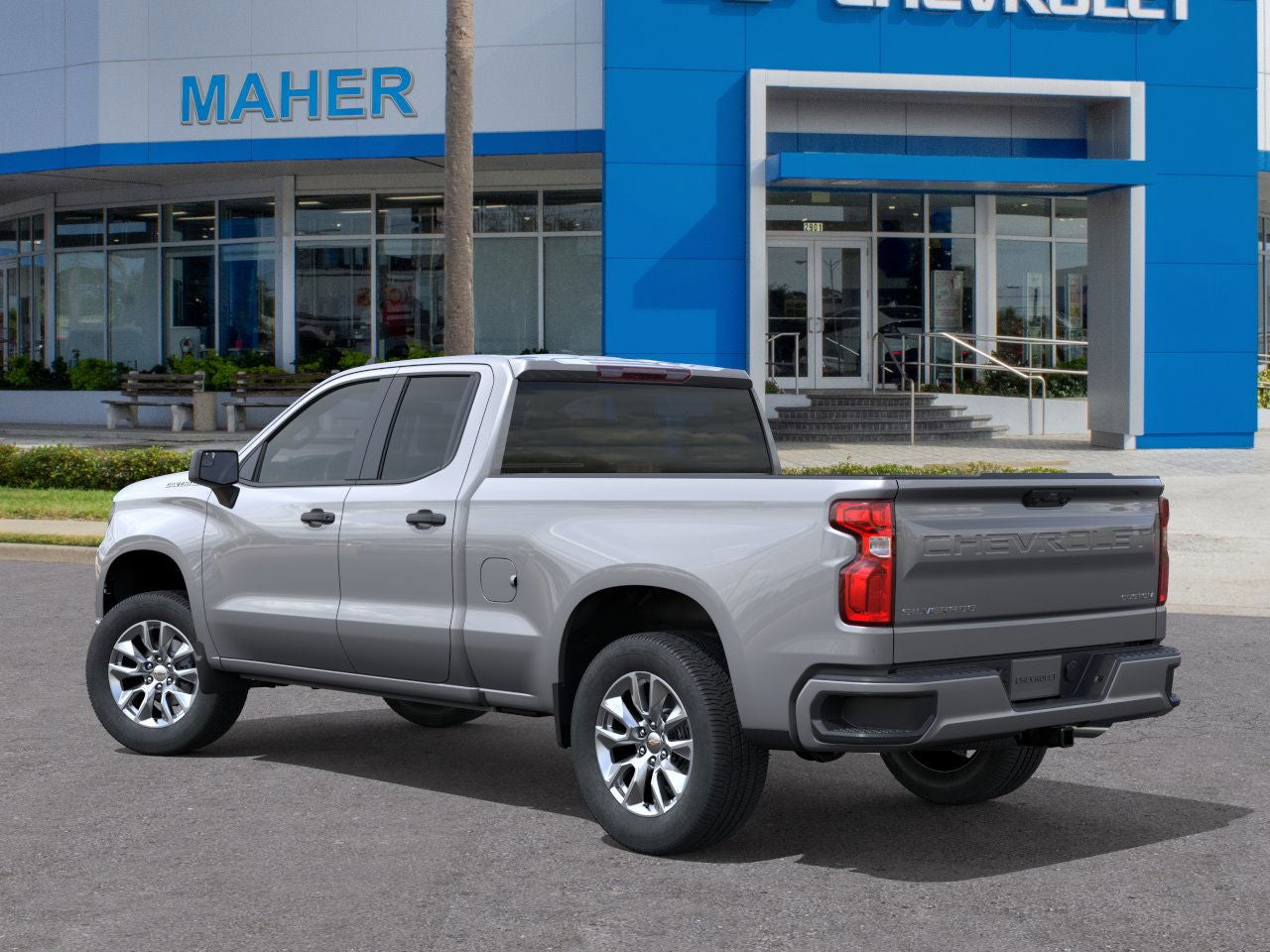 View vehicle photo 4