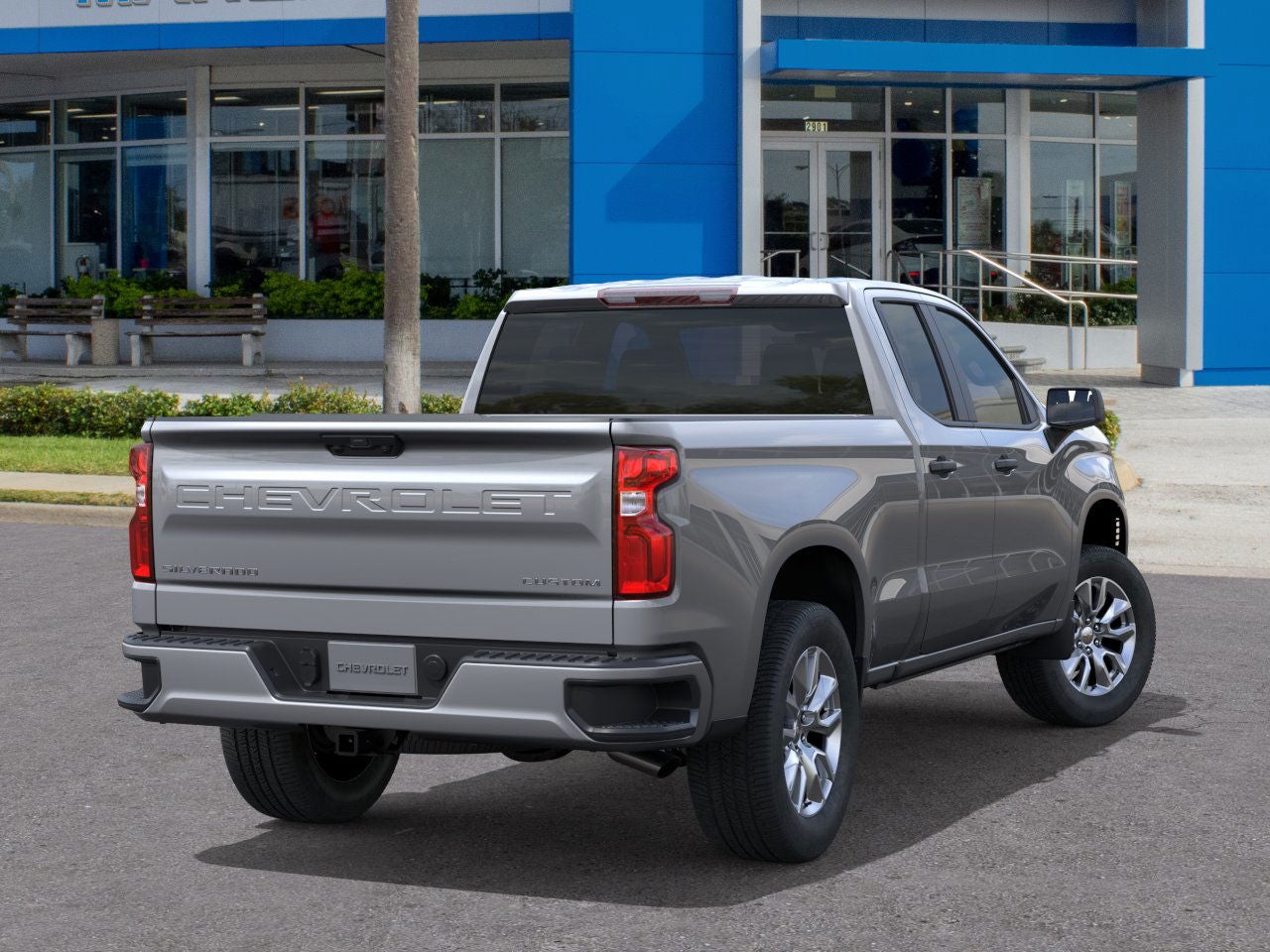 View vehicle photo 5