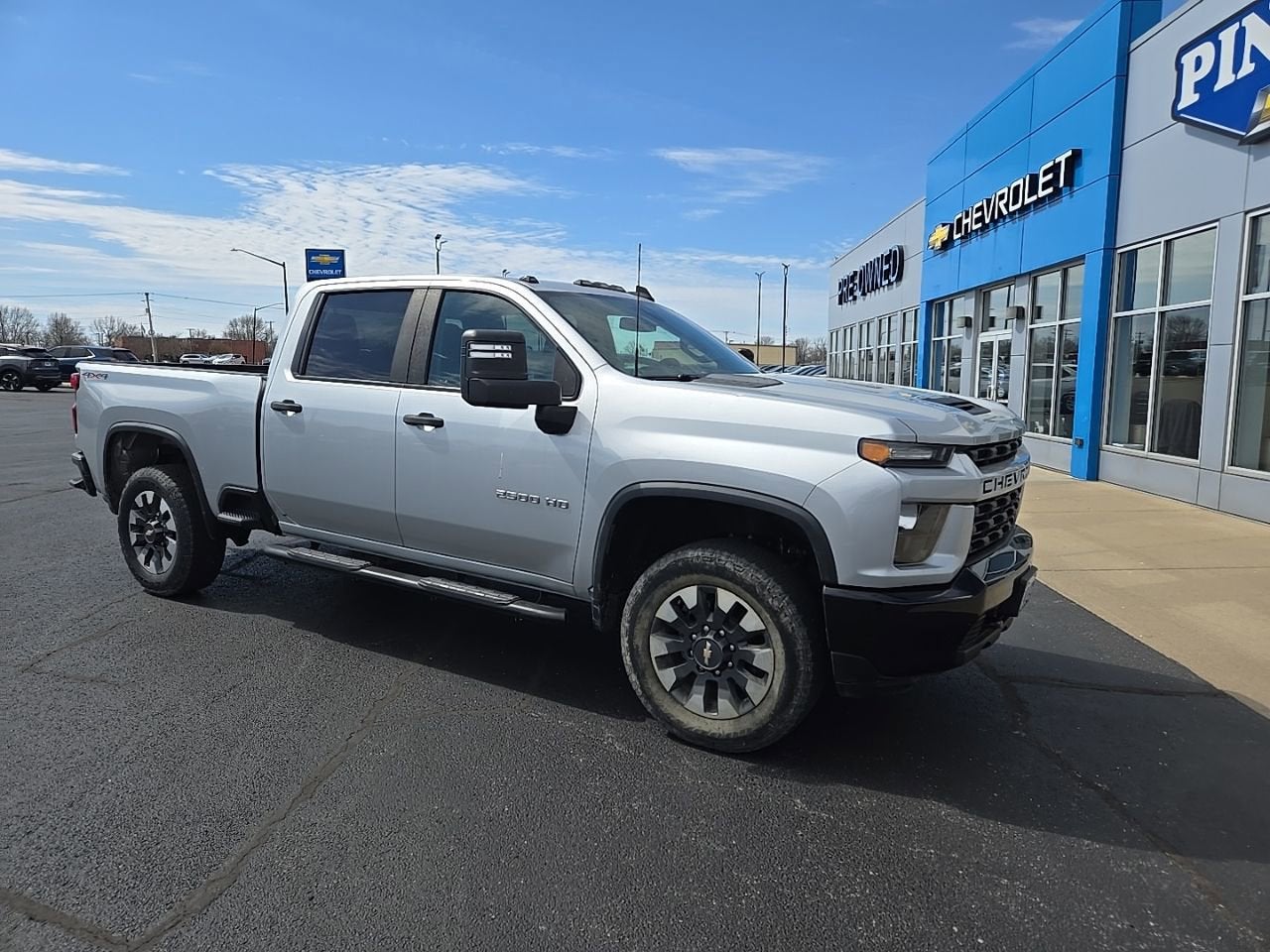 View vehicle photo 2