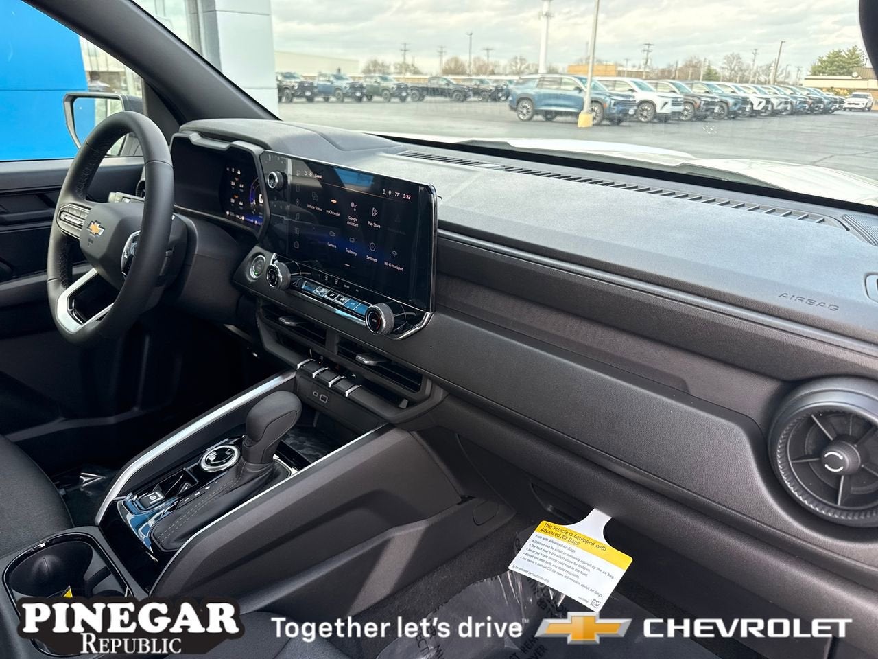 View vehicle photo 6