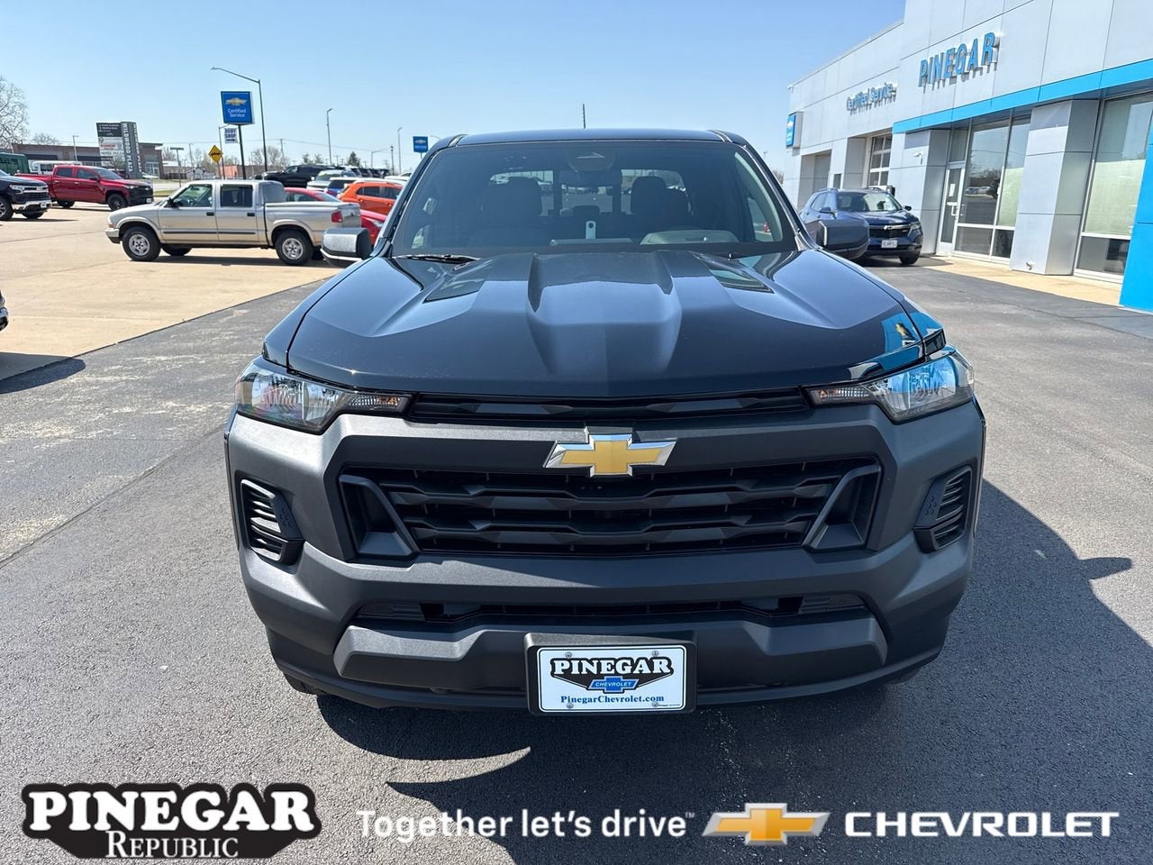 View vehicle photo 2