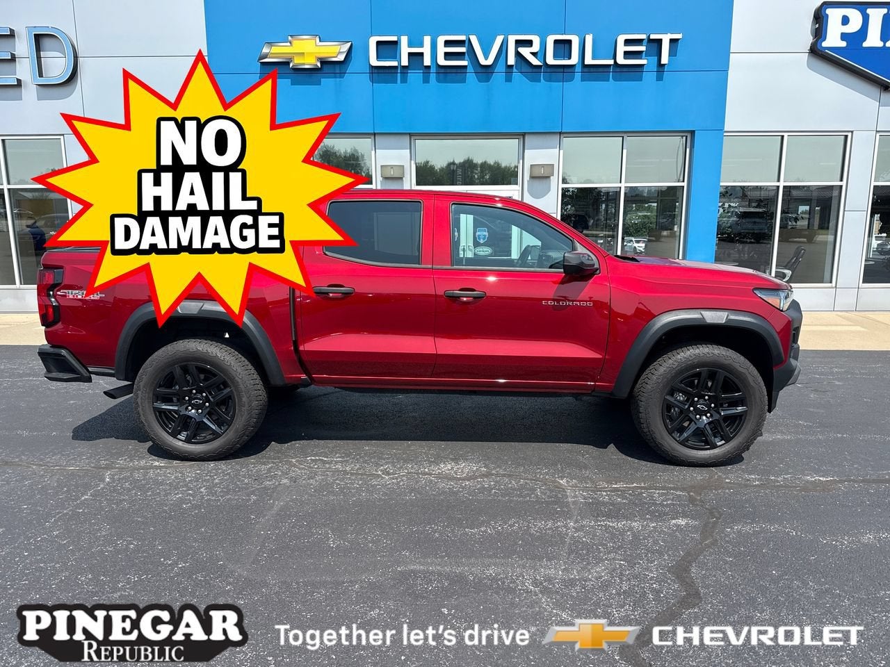 Radiant Red Tintcoat 2025 Chevrolet Colorado Pickup Truck Four-Wheel Drive Automatic