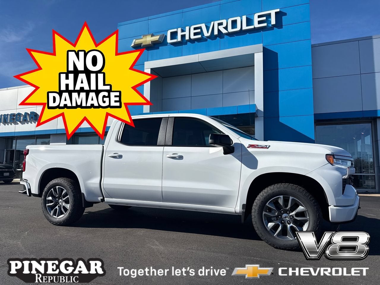 Summit White 2026 Chevrolet Silverado 1500 Pickup Truck Four-Wheel Drive Automatic