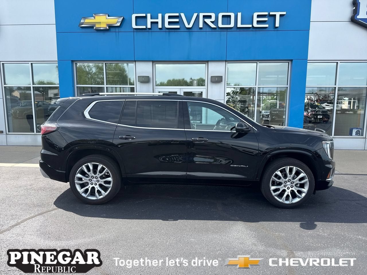Black (Ebony Twilight Metallic) 2024 GMC Acadia SUV / Crossover Four-Wheel Drive Automatic
