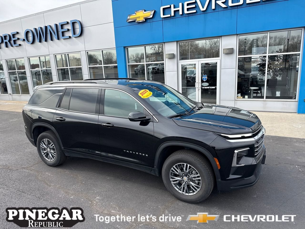 View vehicle photo 5