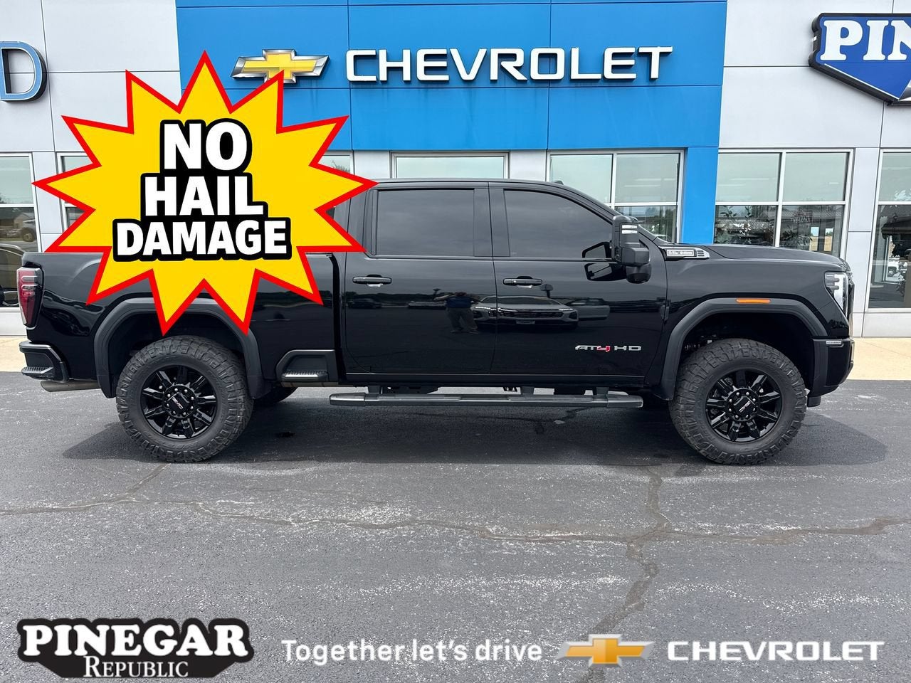Onyx Black 2026 GMC Sierra 2500HD Pickup Truck Four-Wheel Drive Automatic