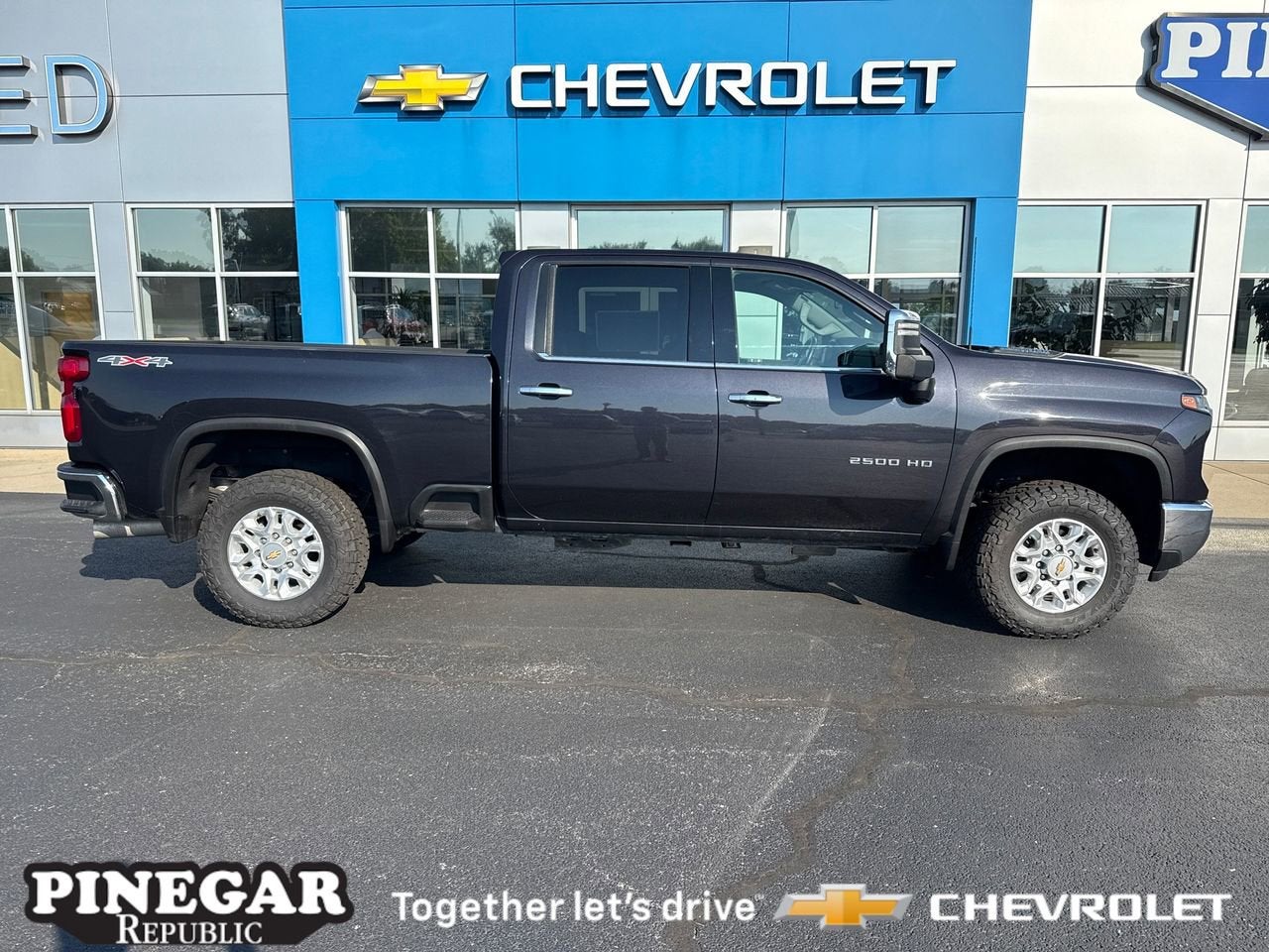 2024 Chevrolet Silverado 2500HD LTZ Crew Cab 4WD