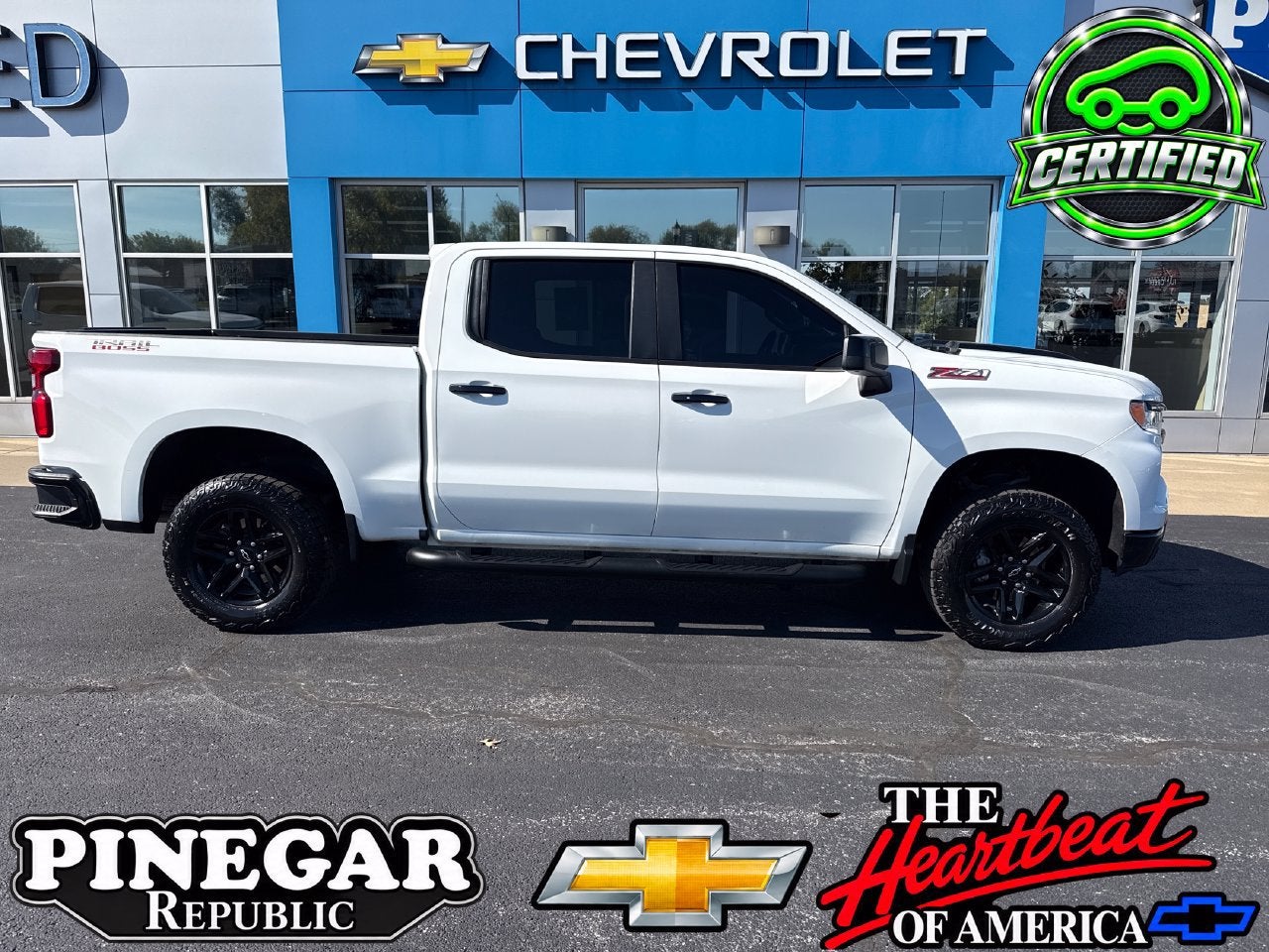 2024 Chevrolet Silverado 1500 LT Trail Boss Crew Cab 4WD