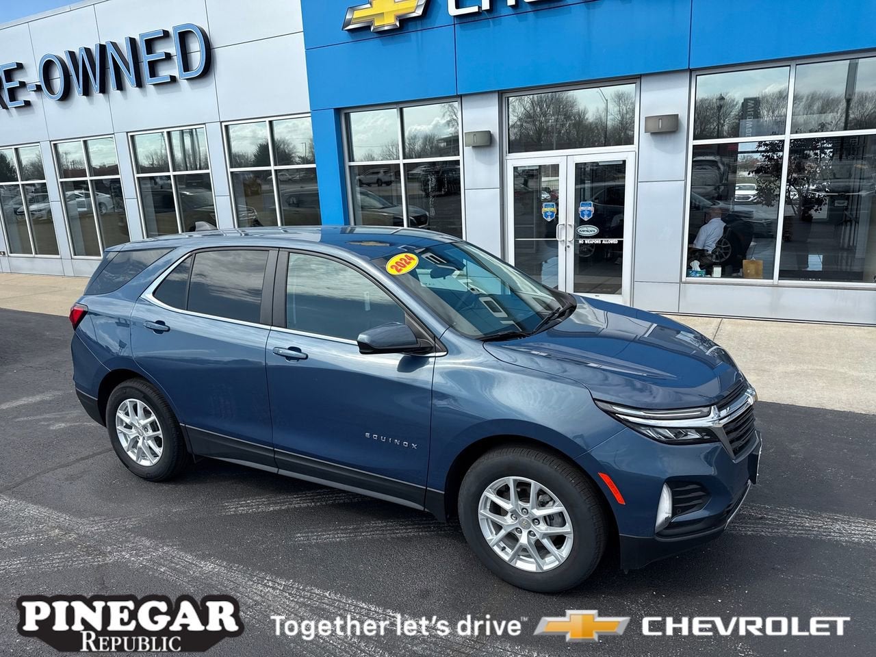 View vehicle photo 5