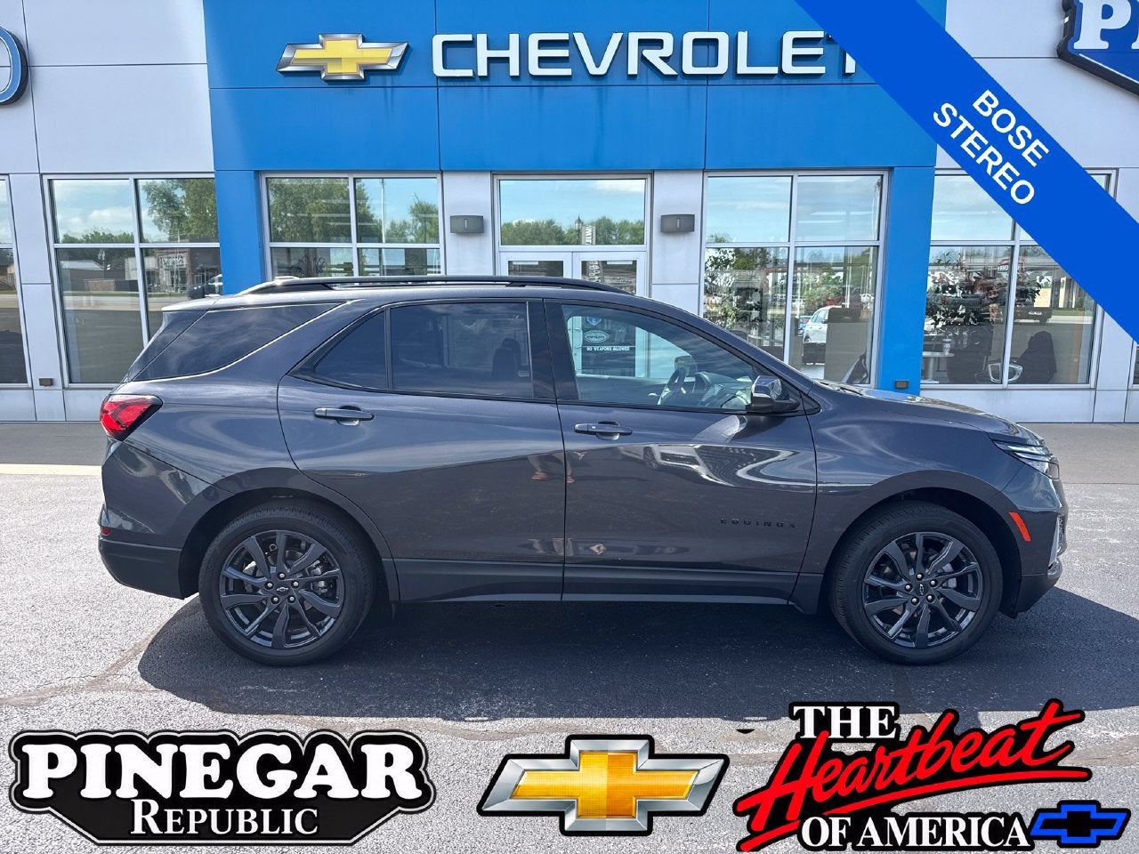 Iron Gray Metallic 2023 Chevrolet Equinox SUV / Crossover Four-Wheel Drive Automatic