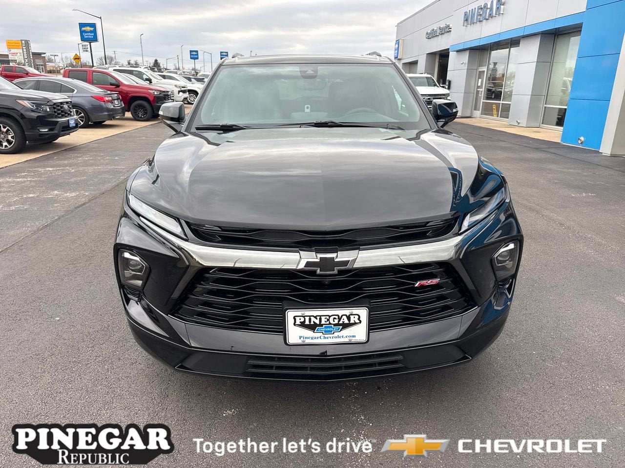 View vehicle photo 2