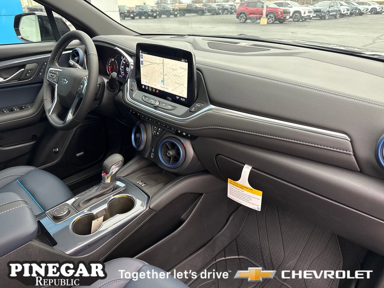 View vehicle photo 6