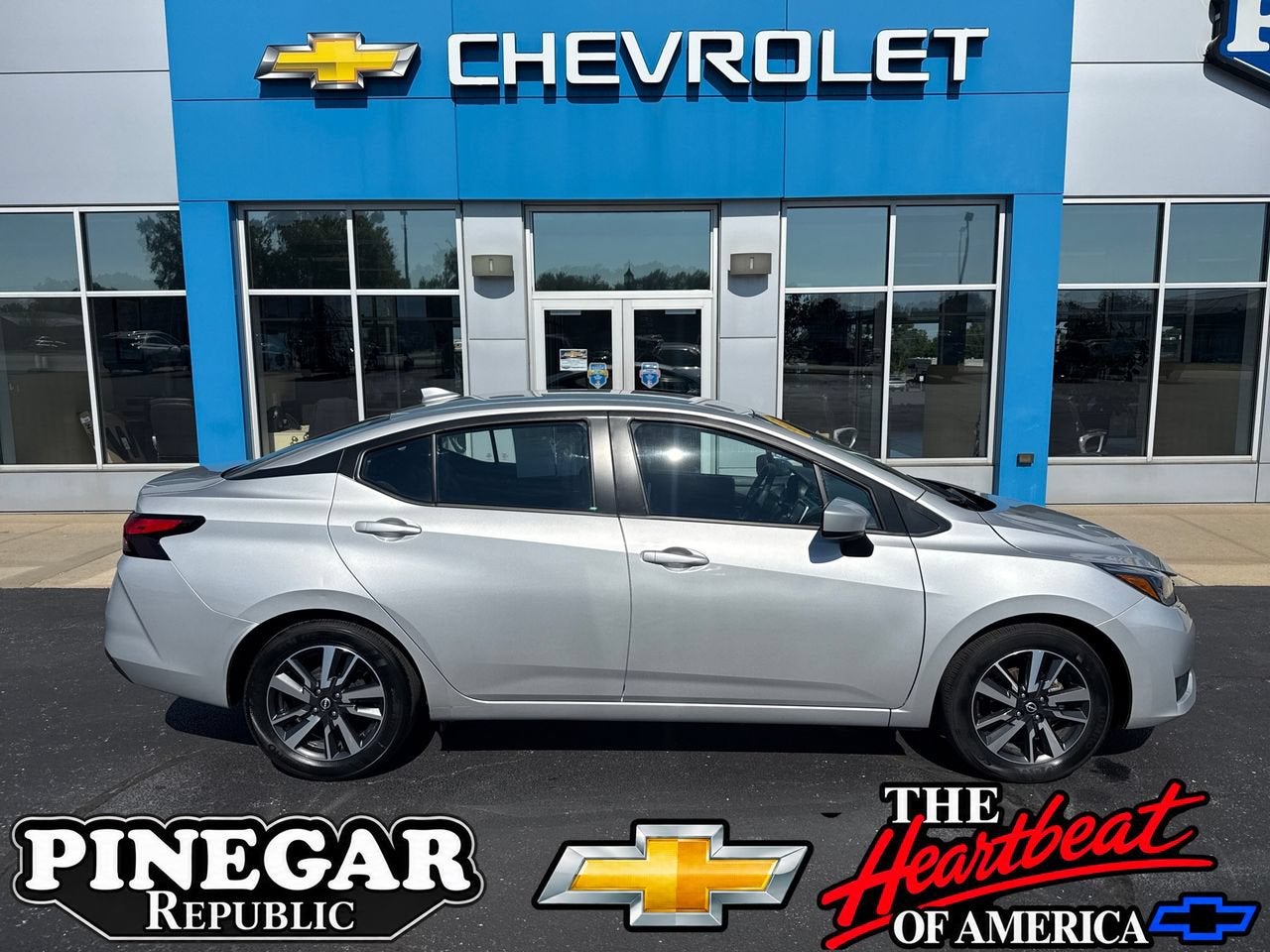  2025 Nissan Versa SV FWD   