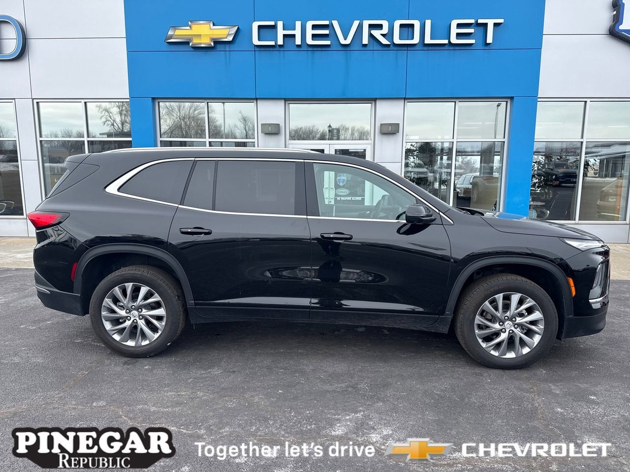 2025 Buick Enclave Preferred AWD