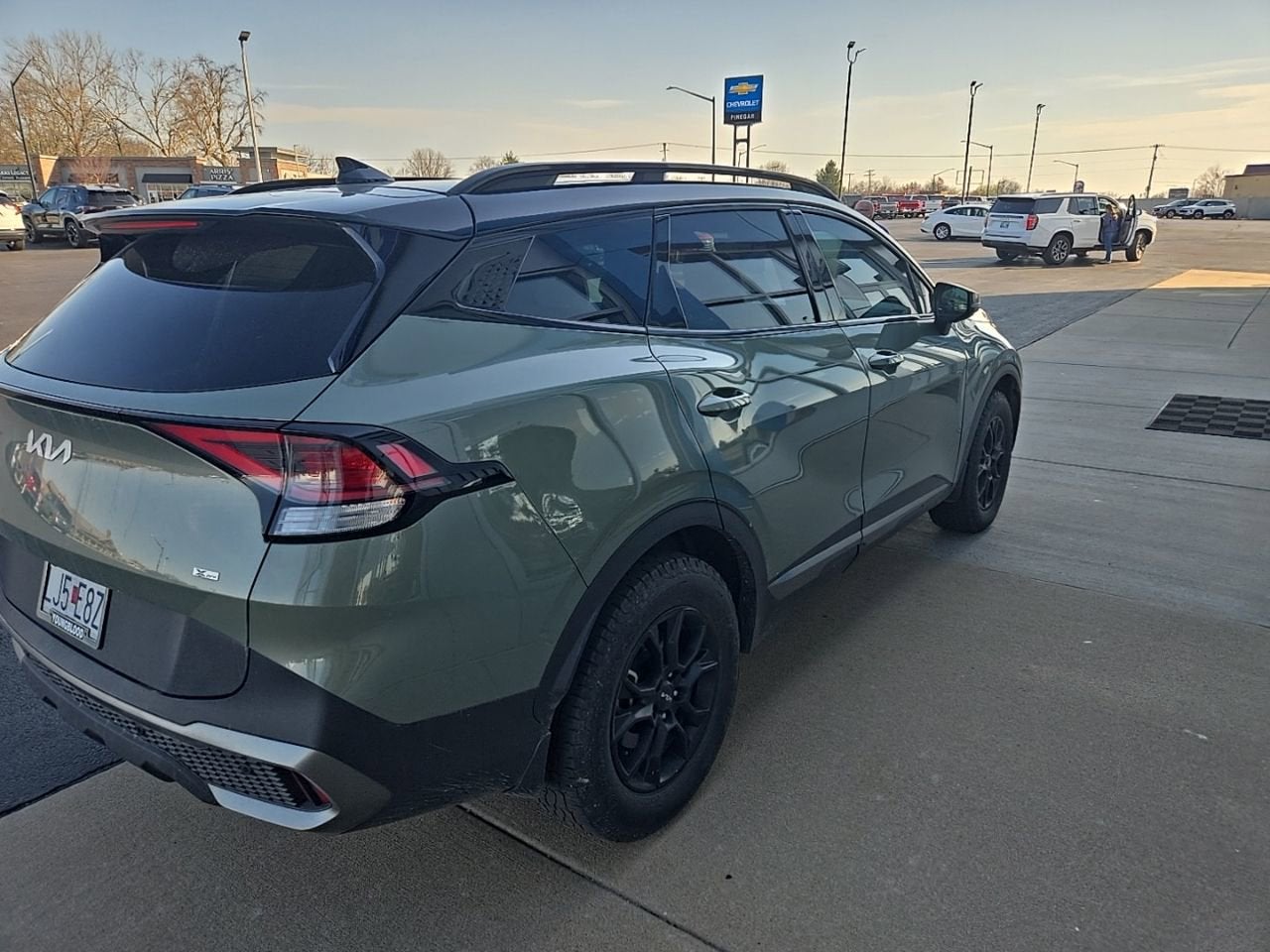 View vehicle photo 3