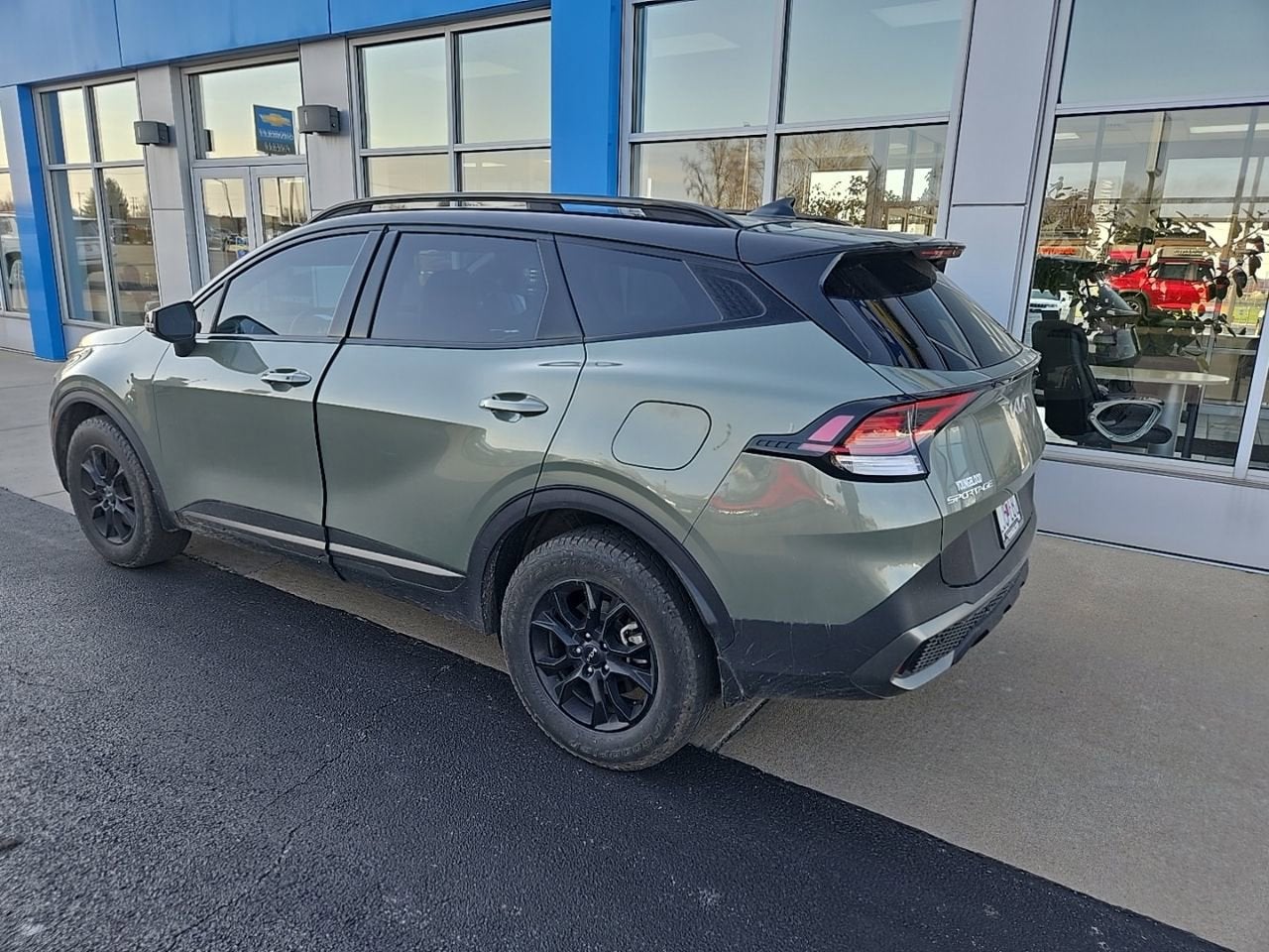 View vehicle photo 4