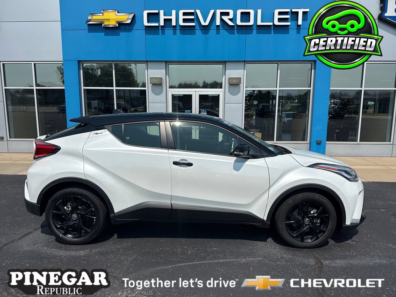 Black 2022 Toyota C-HR SUV / Crossover Front-Wheel Drive Automatic