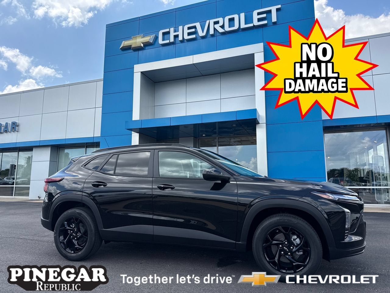 Mosaic Black Metallic 2026 Chevrolet Trax SUV / Crossover Front-Wheel Drive Automatic