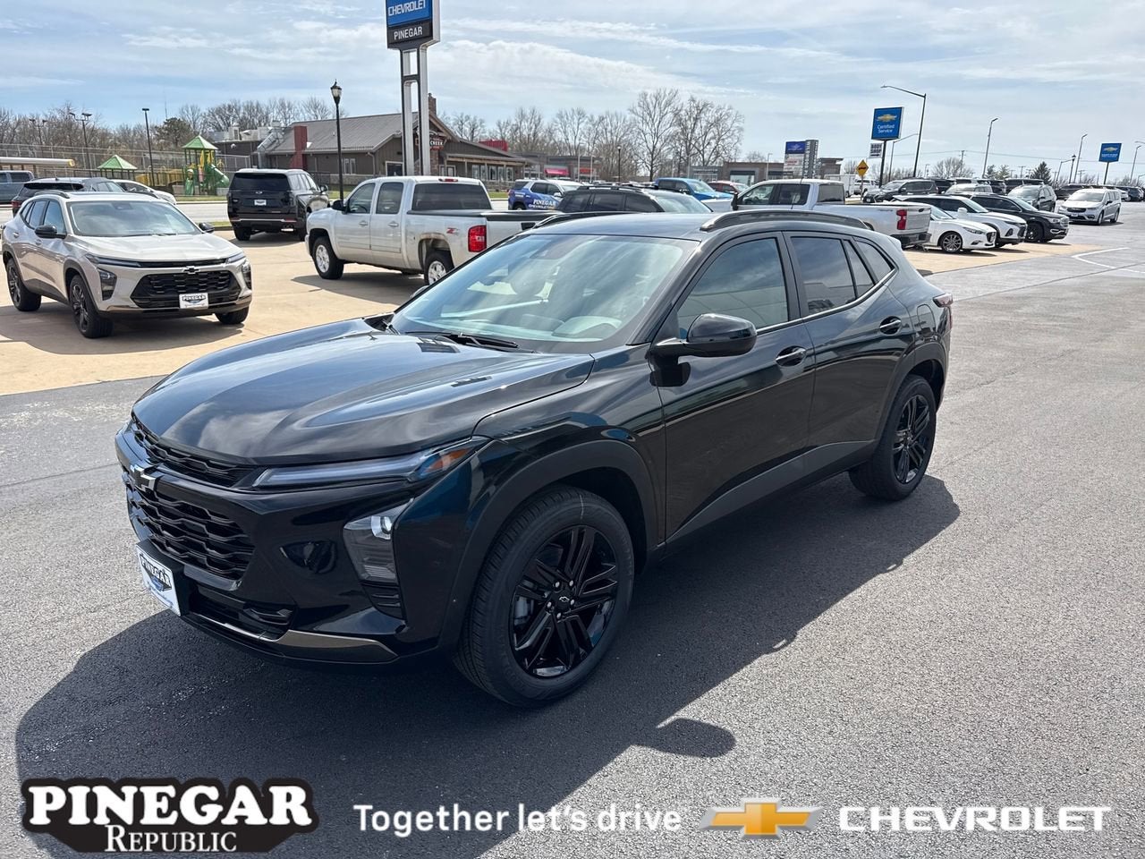 View vehicle photo 3