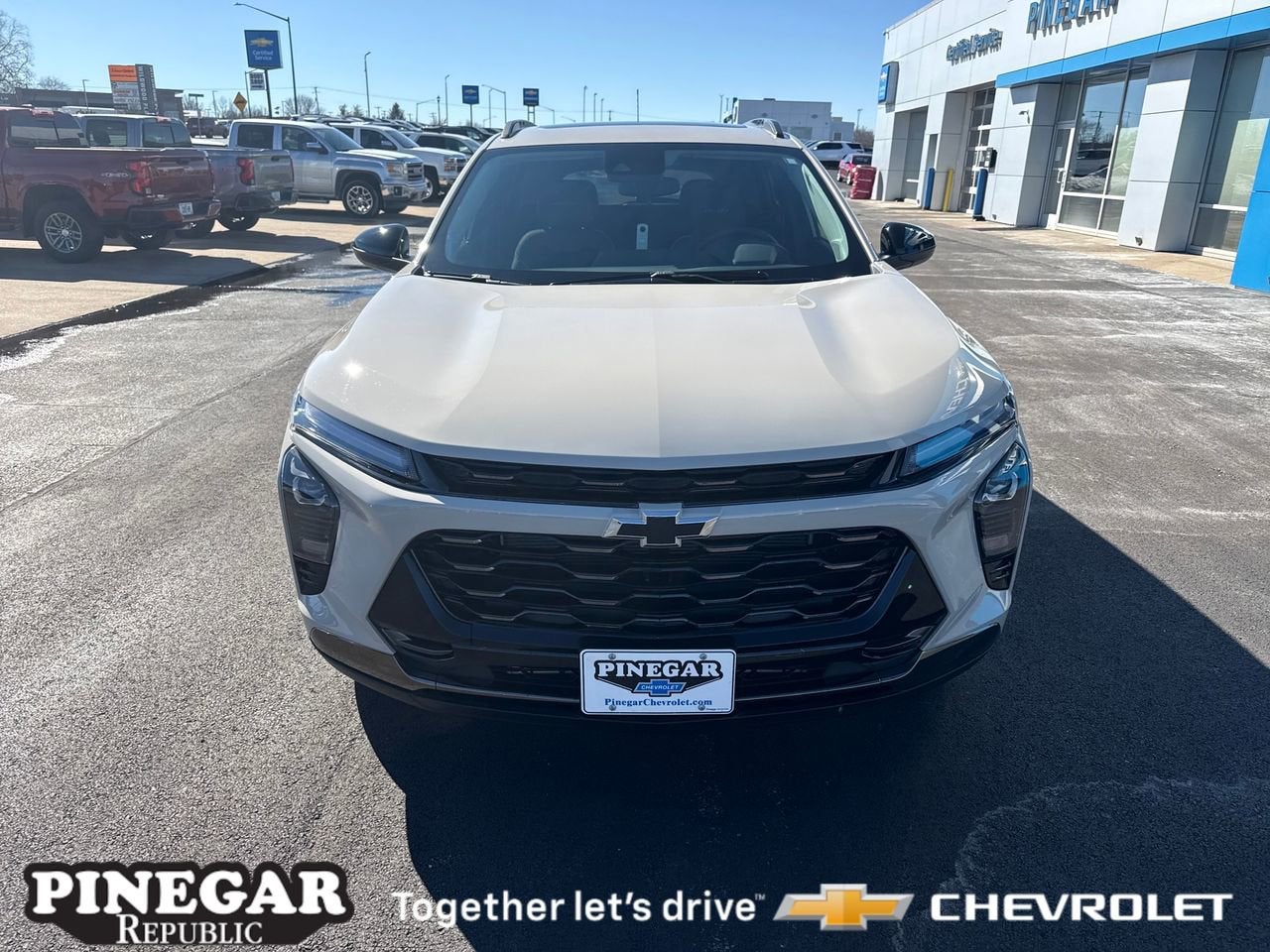 View vehicle photo 2