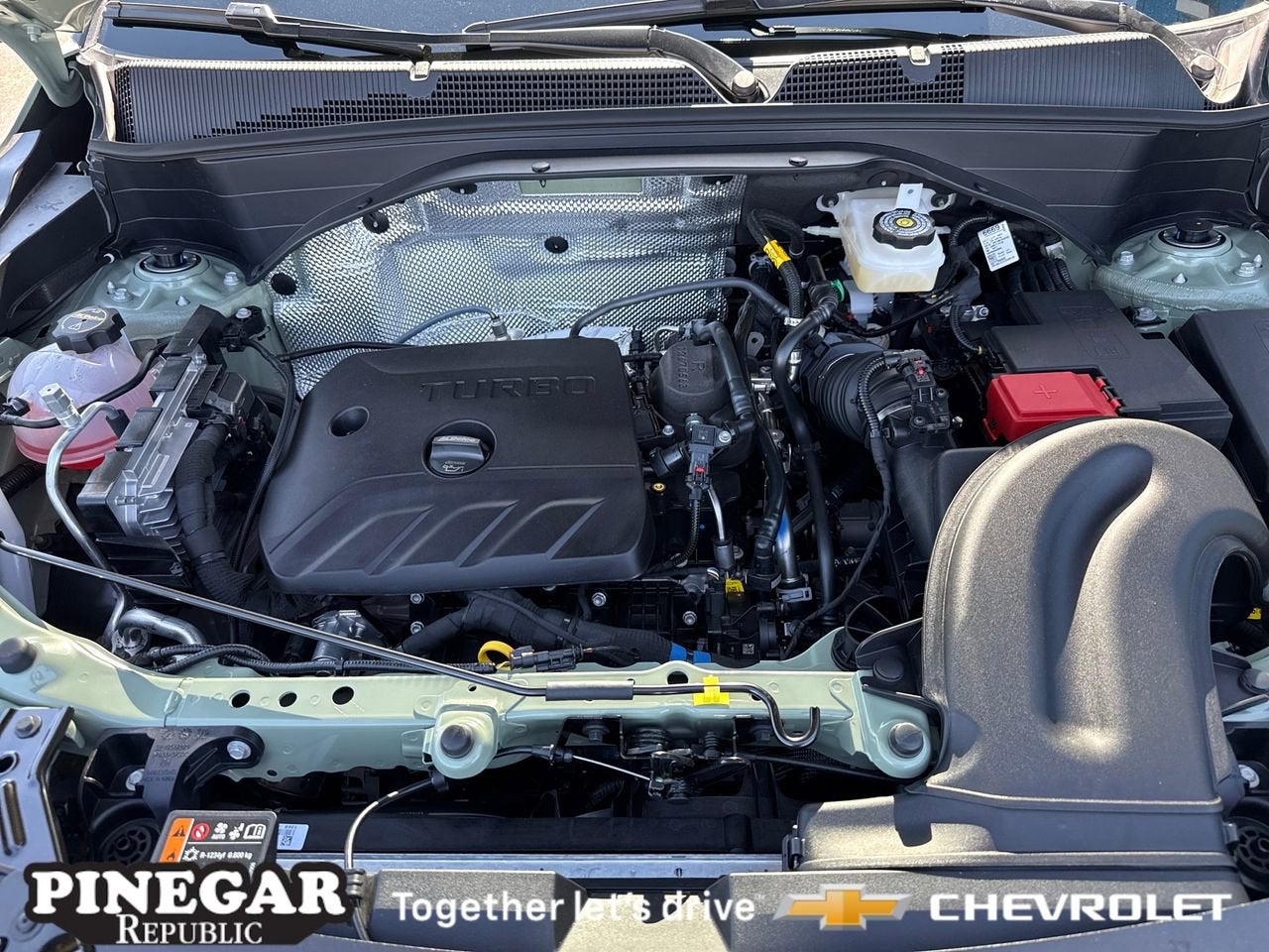 View vehicle photo 5